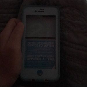 Lifeproof waterproof case
